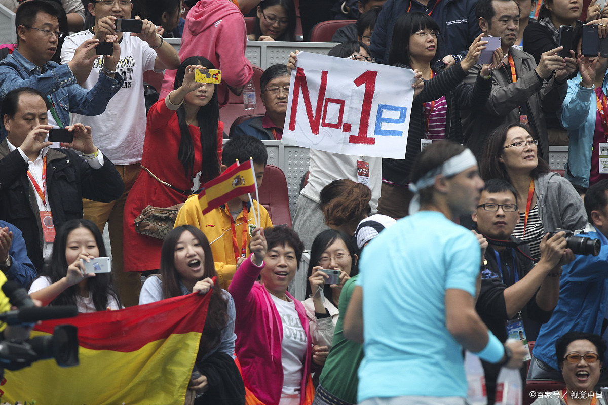 爱游戏app-关于火爆赛事掀起球迷狂热，场下助威声不断的信息