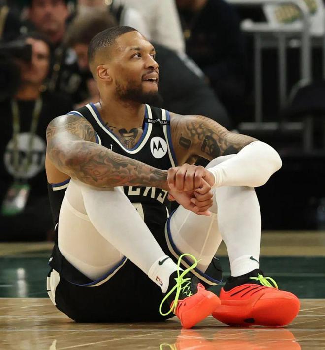 开拓者逆转子弹,利拉德末节关键上演绝杀 开拓者逆转子弹,利拉德末节关键上演绝杀