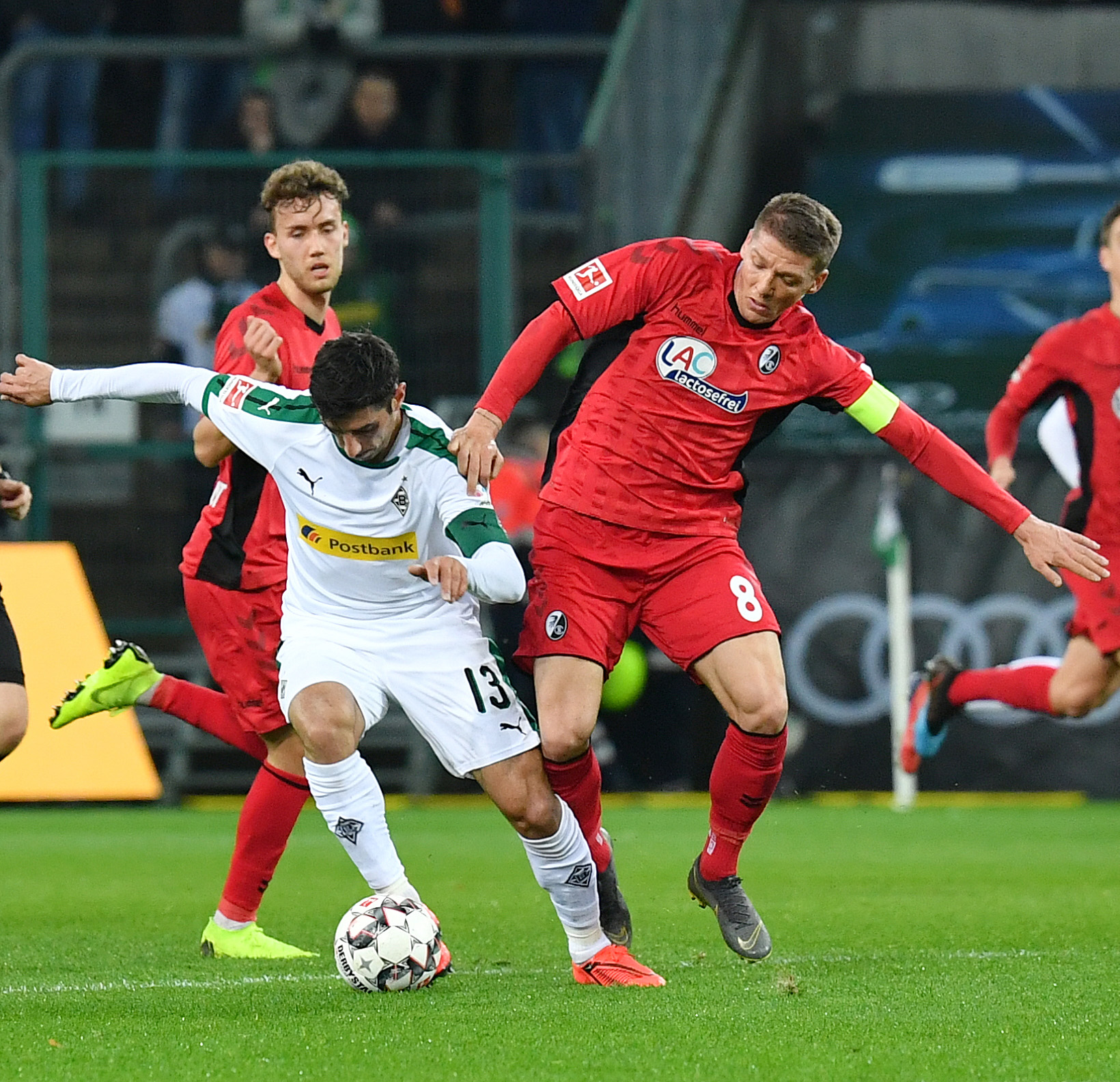 关于波鸿主场战平弗赖堡,保级希望犹存的信息 关于波鸿主场战平弗赖堡,保级希望犹存的信息