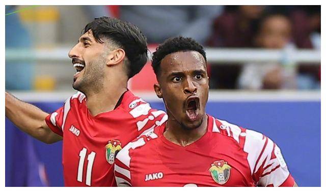 爱游戏体育官网-法国惊险晋级，俄罗斯遗憾出局