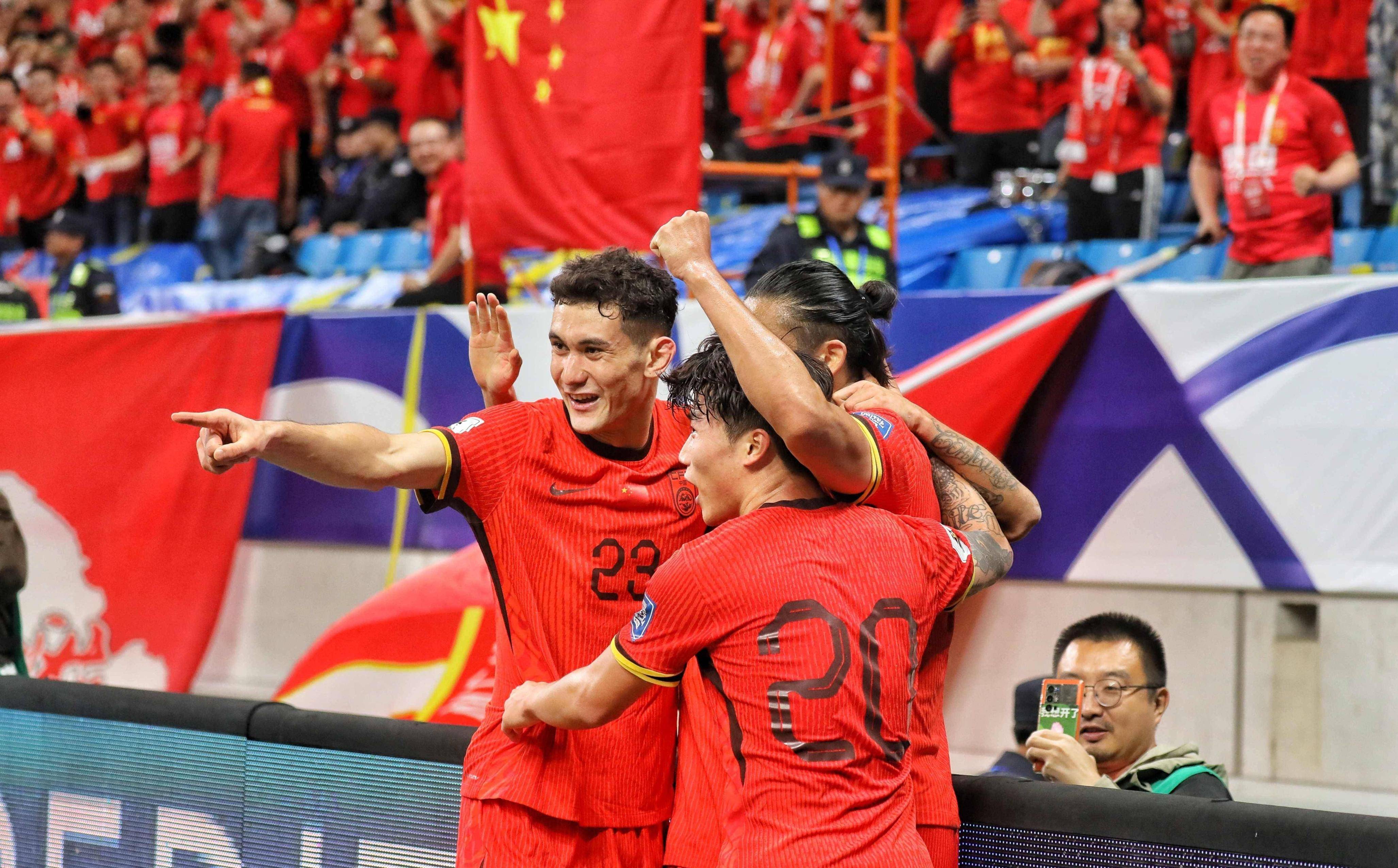 爱游戏登录入口-欧预赛：球员表现神勇，球迷感慨不已的简单介绍