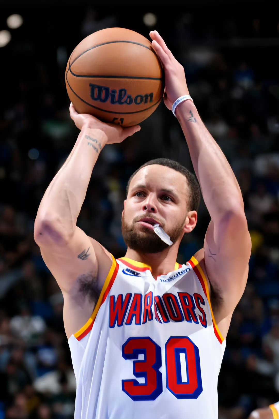 勇士全队共享球权,团结合作实现四连胜的简单介绍 勇士全队共享球权,团结合作实现四连胜的简单介绍