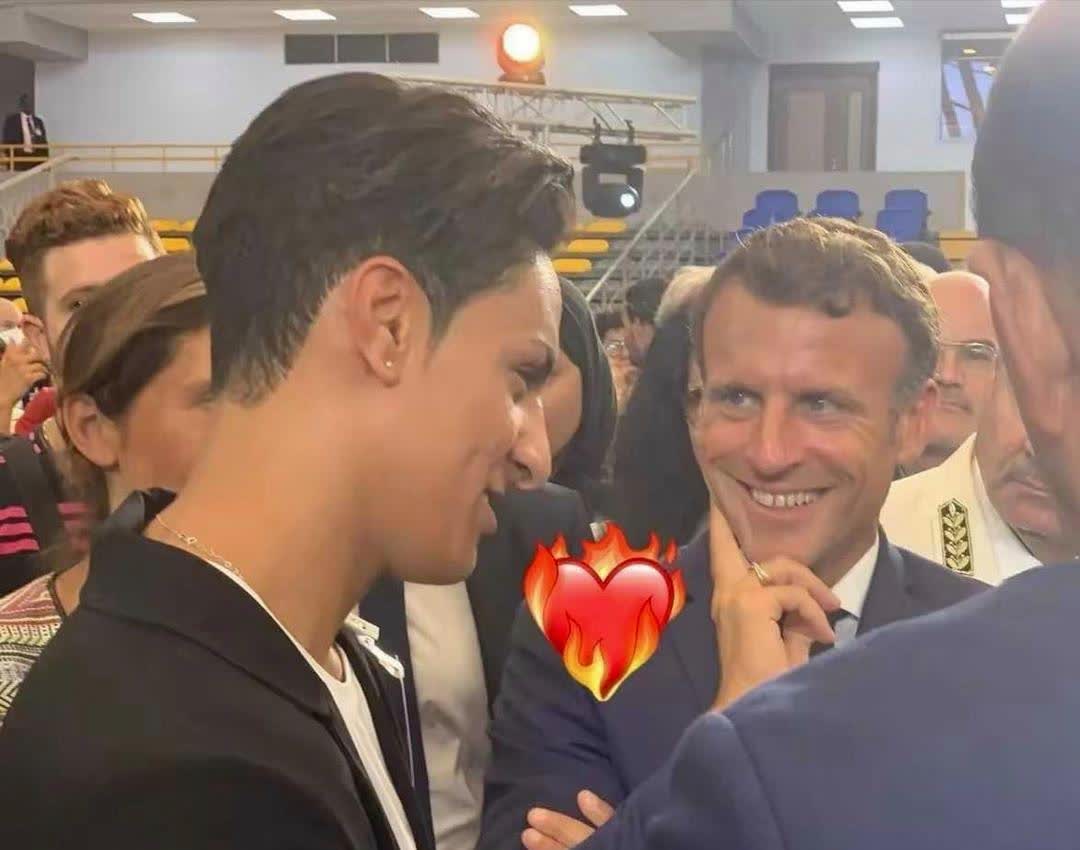 赛场上的荣誉之路,需经千锤百炼 赛场上的荣誉之路,需经千锤百炼