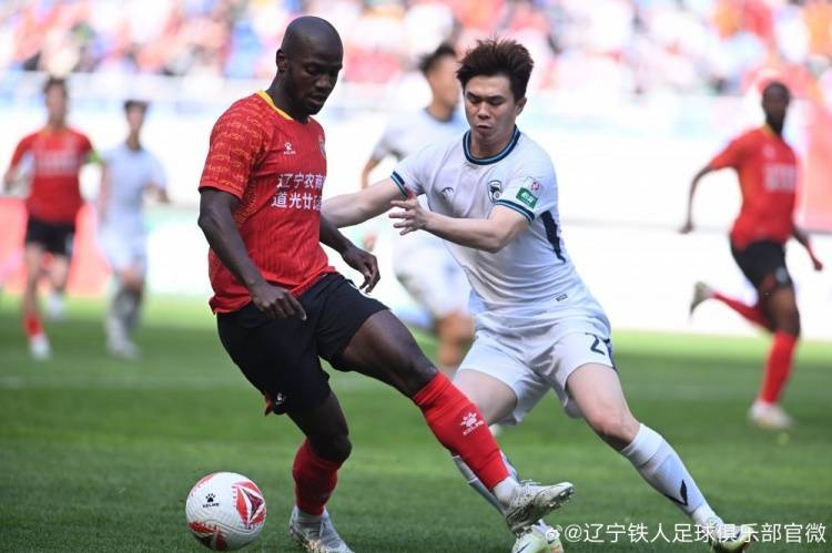 爱游戏官方入口-大连一方实现连胜，球队信心日渐增强