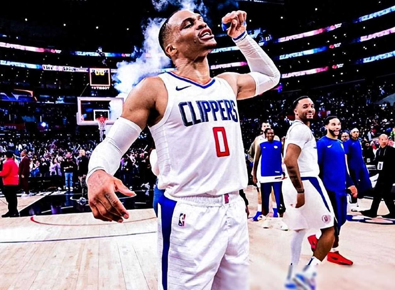 斯洛伐克队最后时刻逆袭成功，波兰队憾失晋级机会的简单介绍