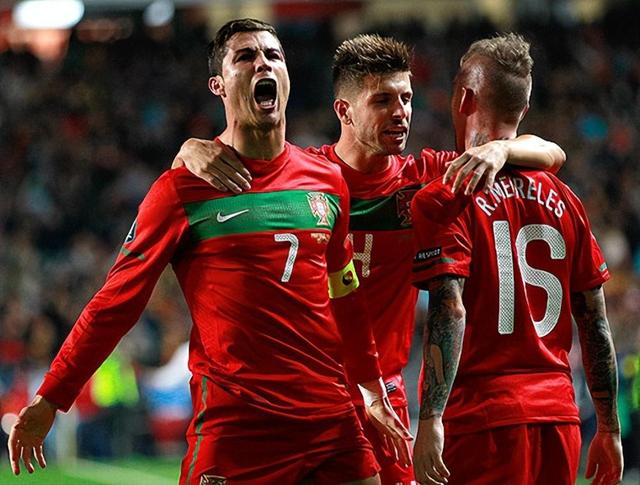 爱游戏登录入口-葡萄牙队实力碾压小组对手，轻松晋级淘汰赛