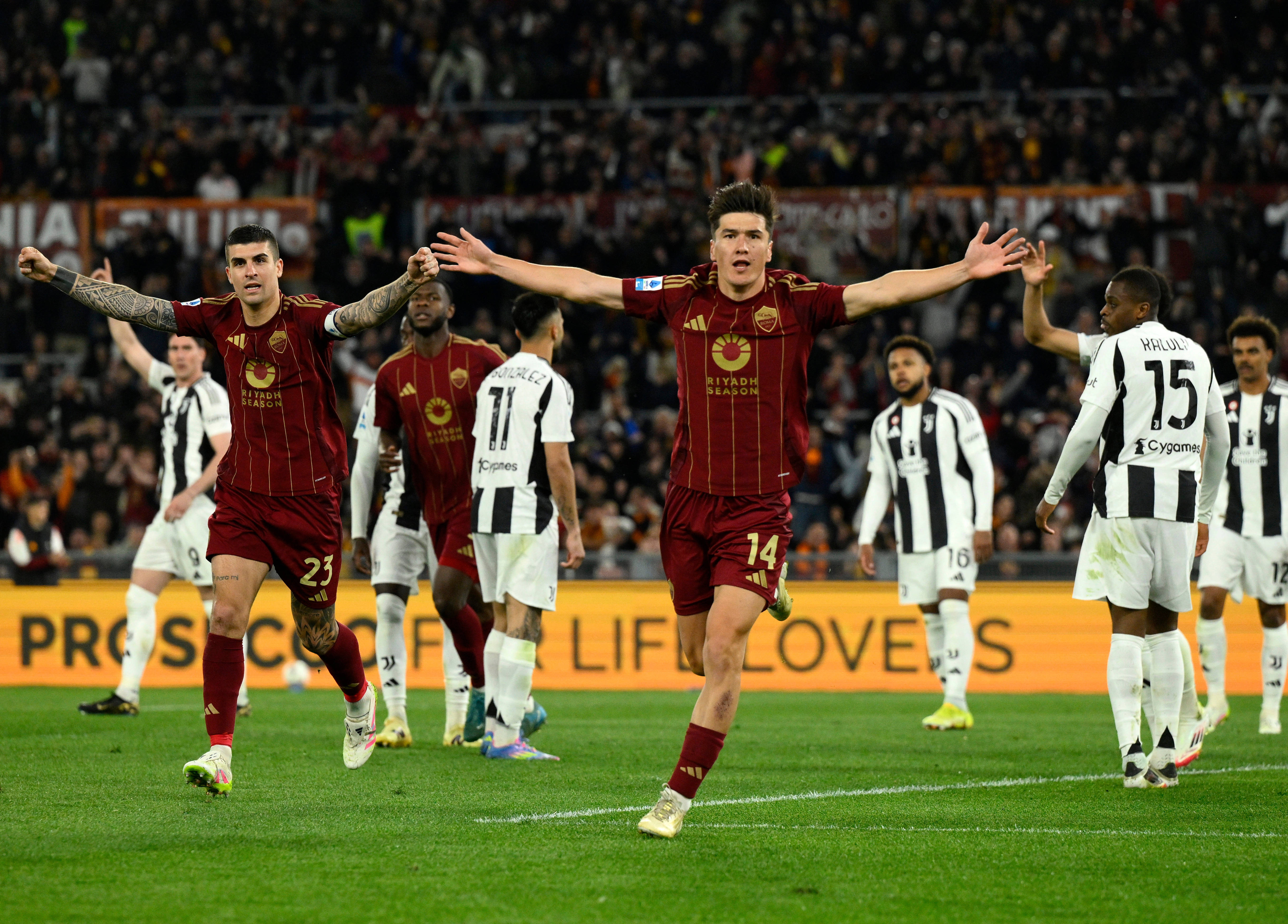 意大利主场大胜拉脱维亚，小组领先优势扩大