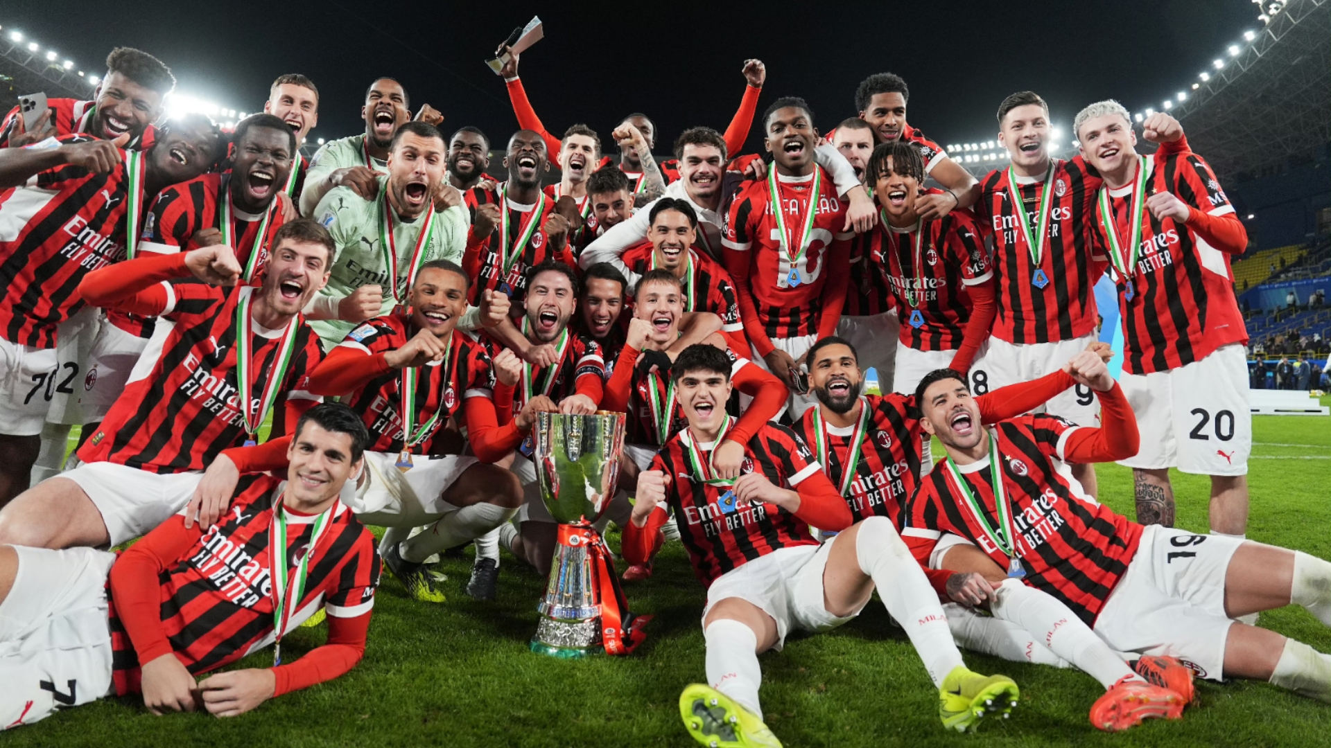 爱游戏入口-意大利队发挥出色，引领争冠局势