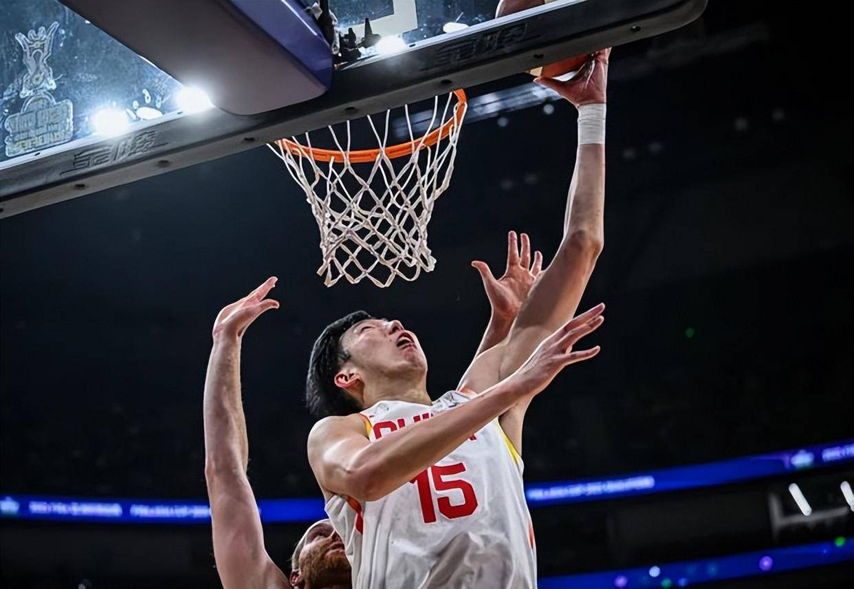 河南男篮取得胜利,球队士气大涨 河南男篮取得胜利,球队士气大涨