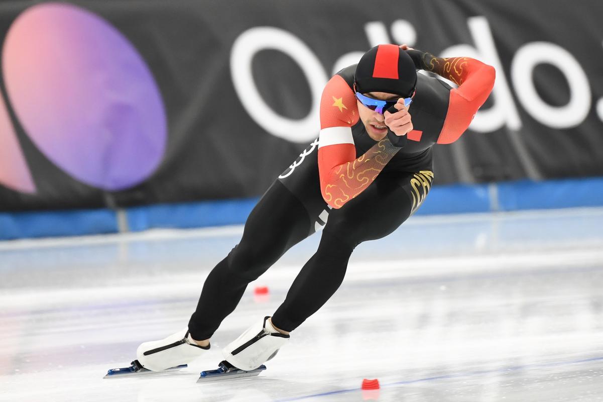 包含荷兰队选手勇夺金牌,展现出色竞技实力的词条 包含荷兰队选手勇夺金牌,展现出色竞技实力的词条