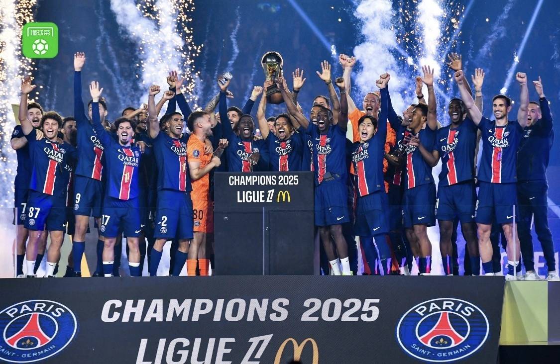 包含法国欧洲联赛遭遇危机，遭遇多轮不胜压力的词条