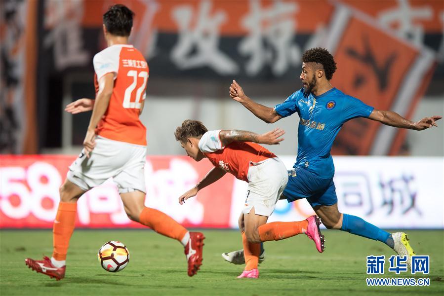 武汉卓尔赢得关键的主场对决 武汉卓尔赢得关键的主场对决