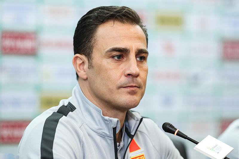 爱尔兰中场因伤缺席国家队比赛，国内球迷心情沉重的简单介绍