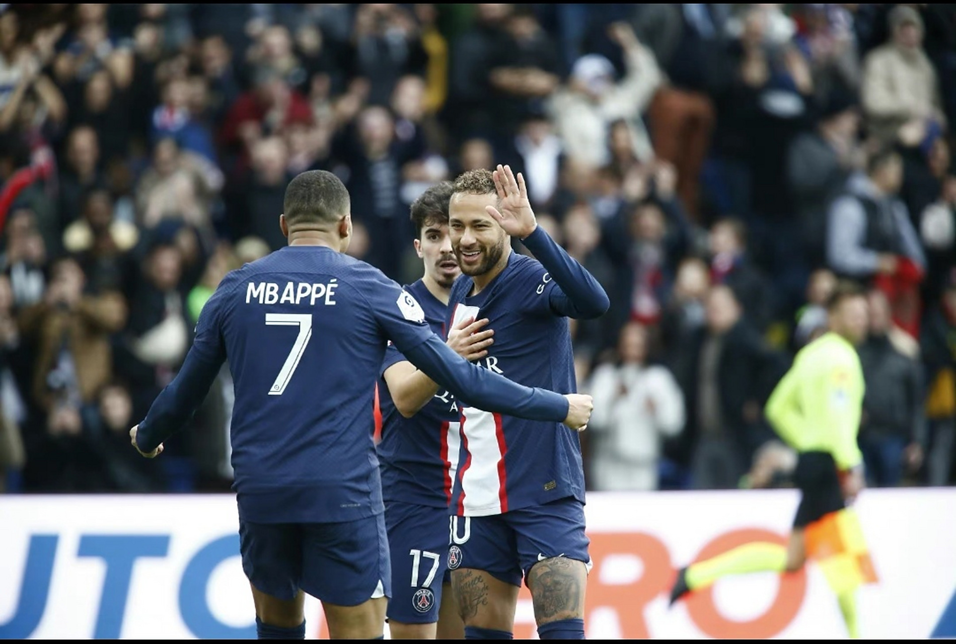 巴黎镇压对手!内马尔梅开二度,巴黎豪取大胜的简单介绍 巴黎镇压对手!内马尔梅开二度,巴黎豪取大胜的简单介绍