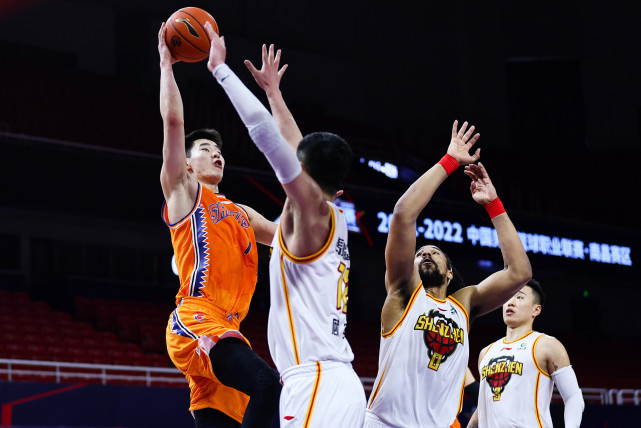 爱游戏app下载-深圳队遭遇危机，主帅呼吁全队团结一致