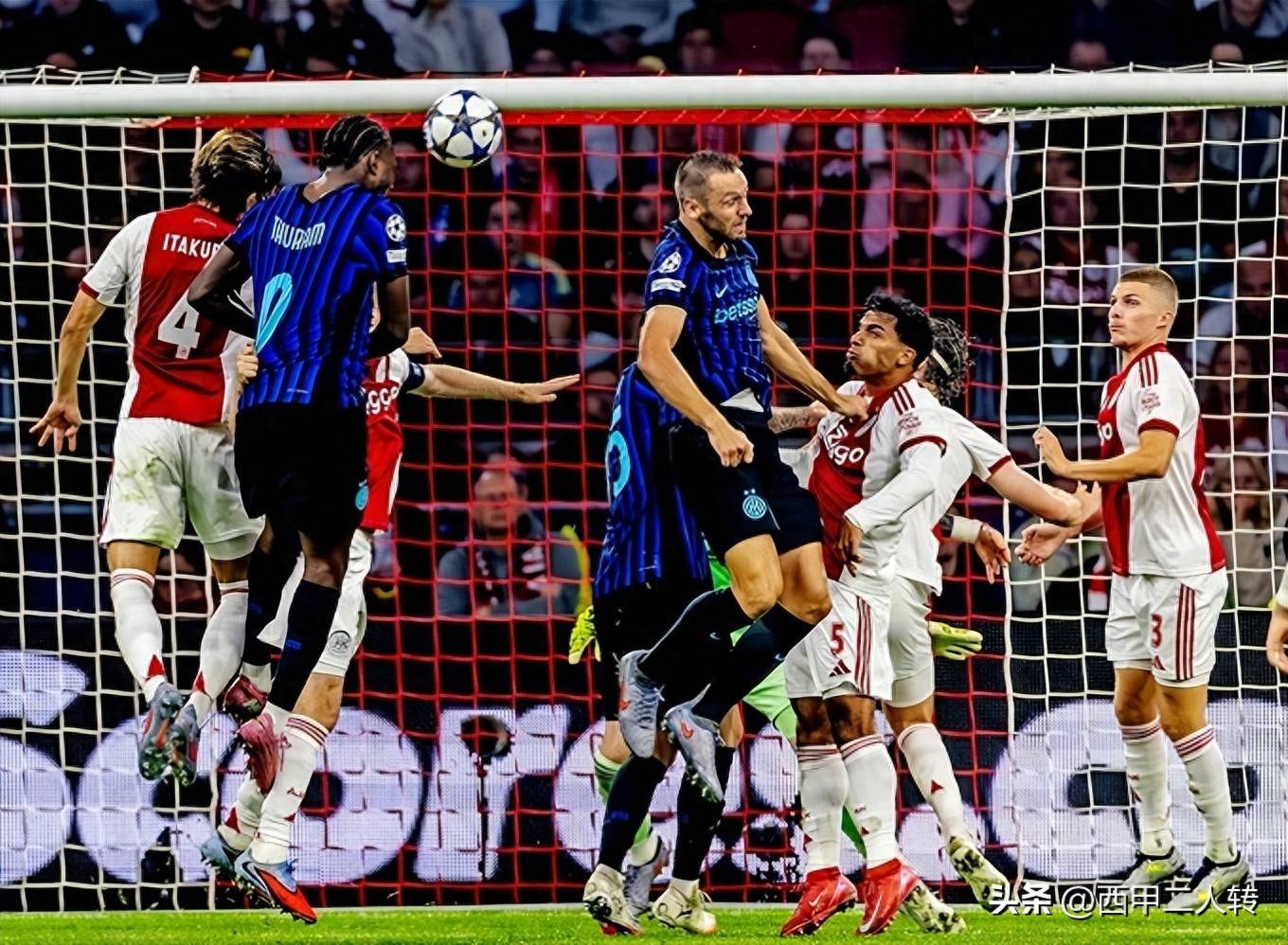 爱游戏体育官网-阿贾克斯豪取胜利，为意甲球队带来困难的简单介绍