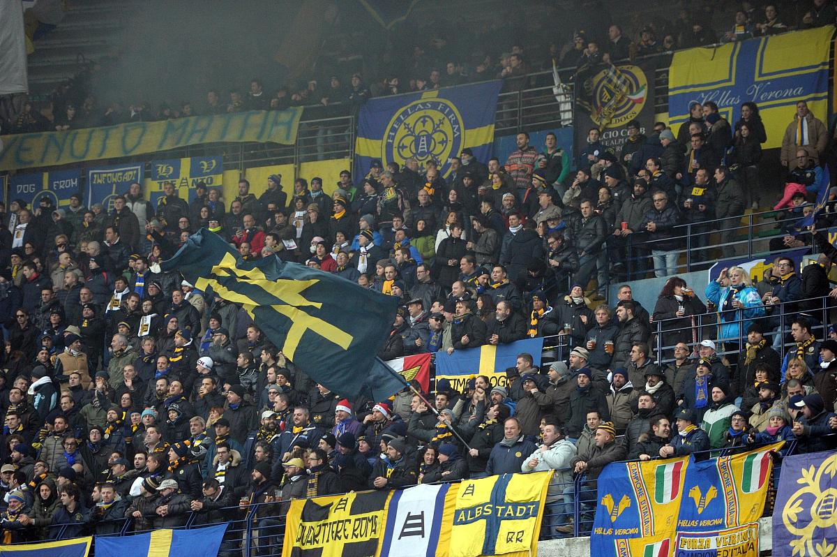 多特蒙德客场对阵法兰克福，力争胜利