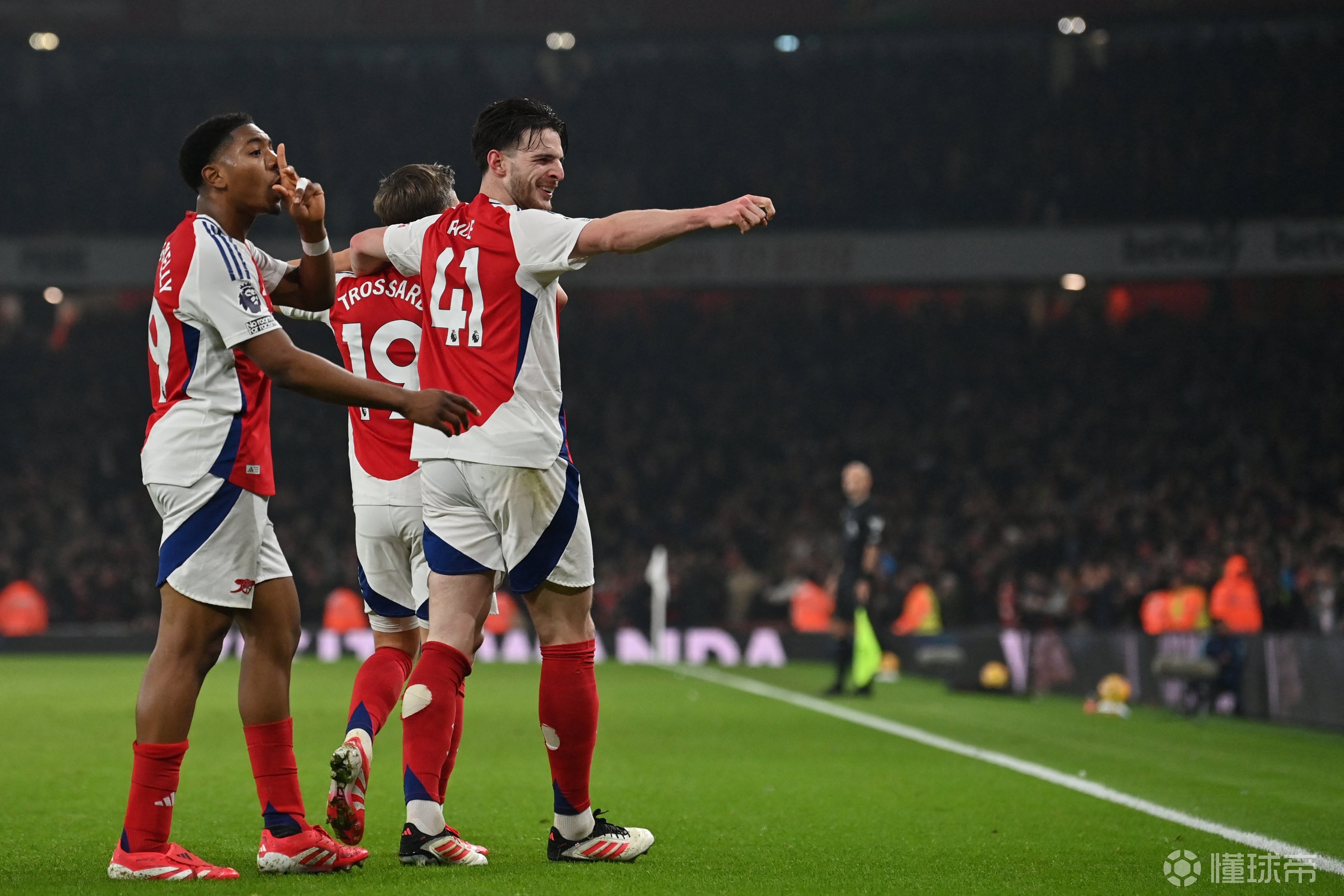 阿联酋大胜泰国,实现赛季首胜 阿联酋大胜泰国,实现赛季首胜