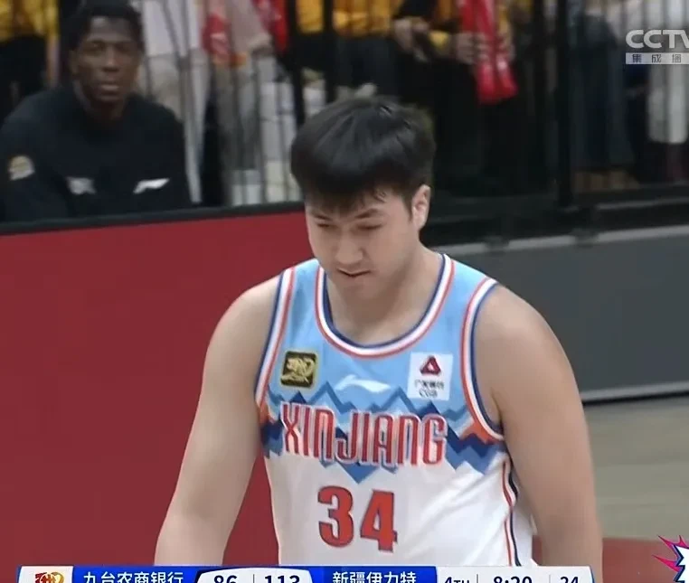 新疆队在比拼中展现实力,战胜对手 新疆队在比拼中展现实力,战胜对手