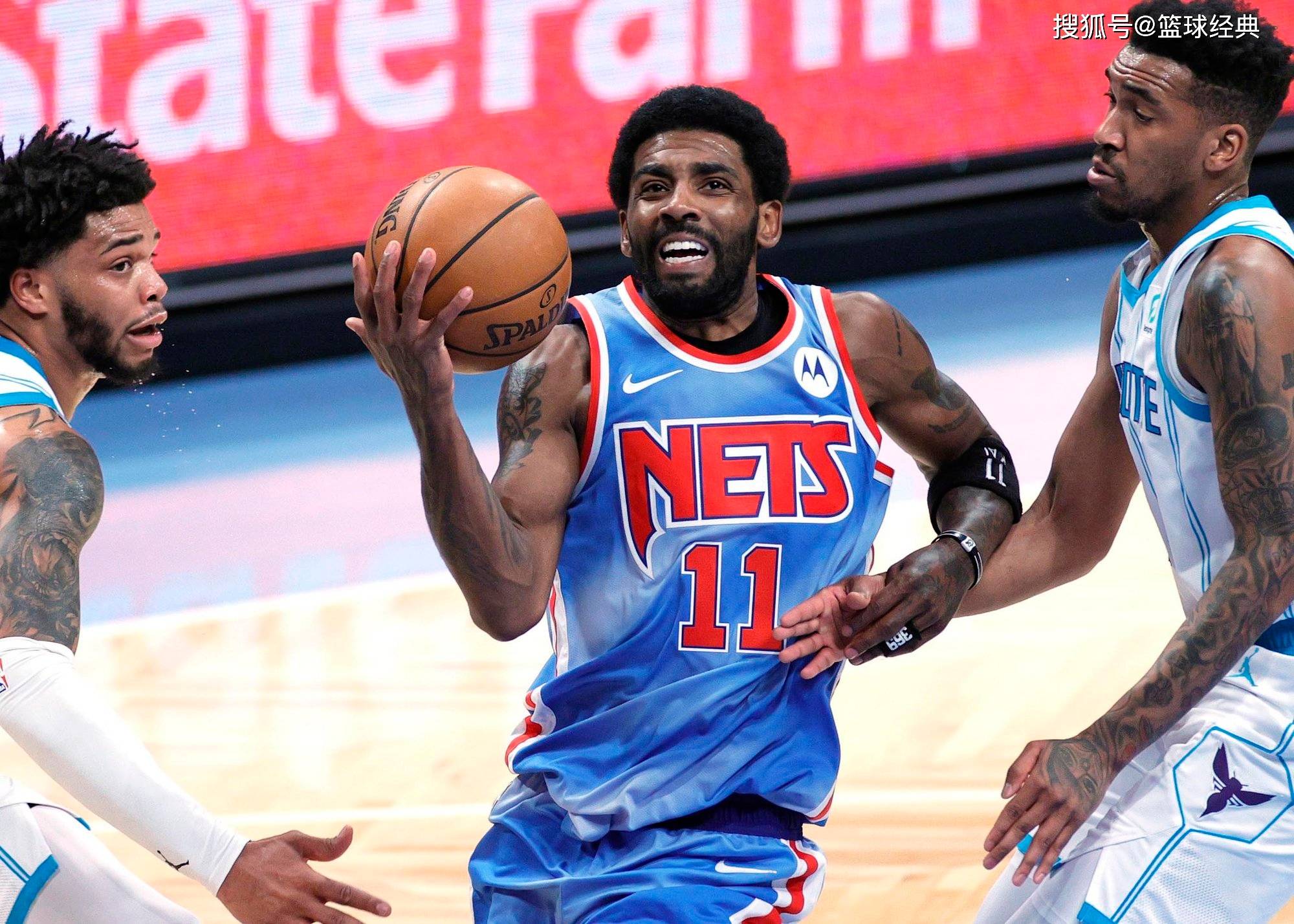 爱游戏app-太阳大胜篮网，继续追赶排名